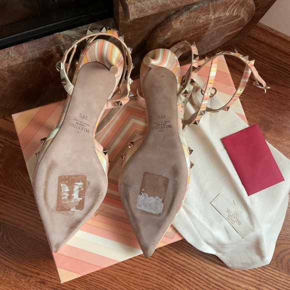 VALENTINO GARAVANI NIB Rockstud Native Stripe Ankle Strap Kitten Heels Pumps !!! - Picture 6 of 7
